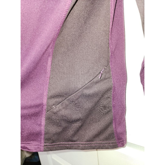 The North Face Purple Pullover - Picture 4 of 5
